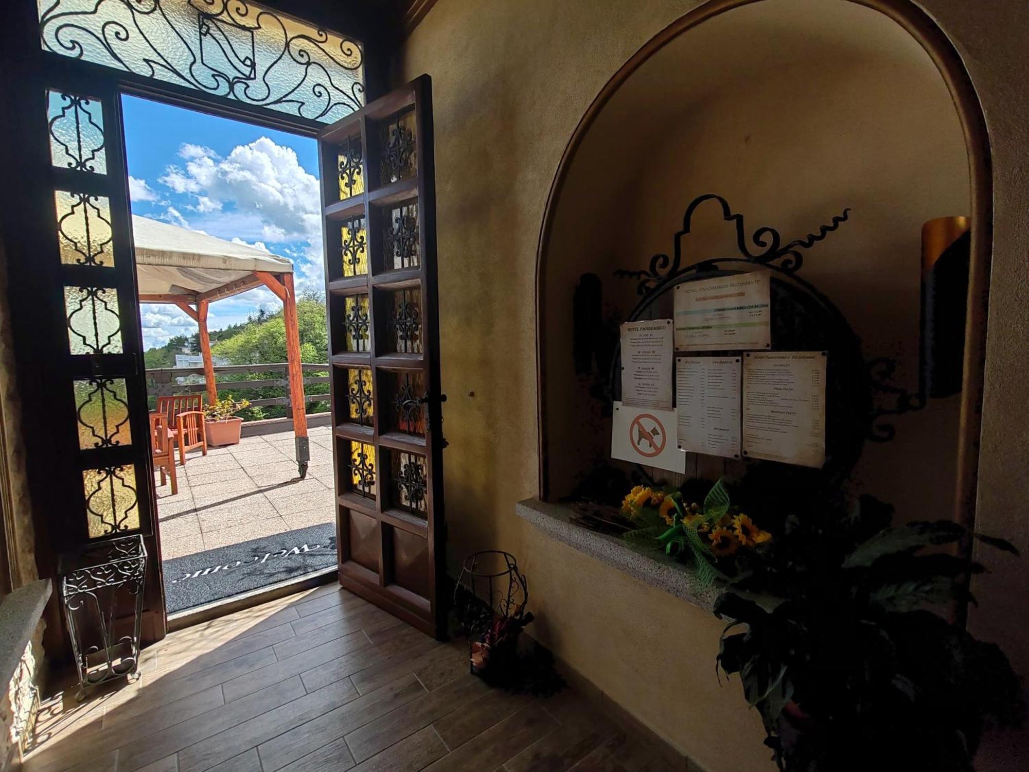 Hotel Panoramico Lago D'Orta (Adults Only) Мадонна-дель-Сассо Экстерьер фото