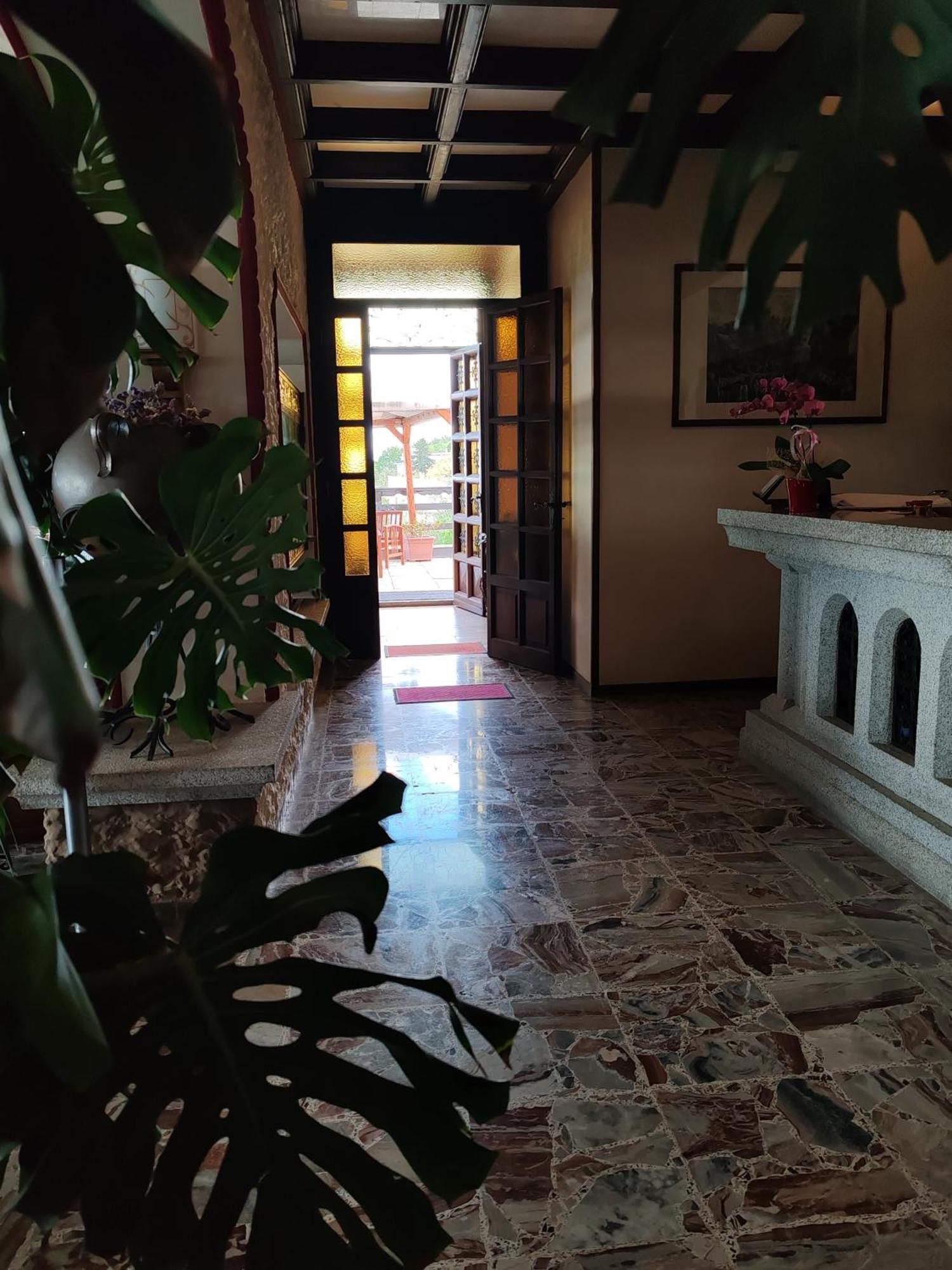 Hotel Panoramico Lago D'Orta (Adults Only) Мадонна-дель-Сассо Экстерьер фото