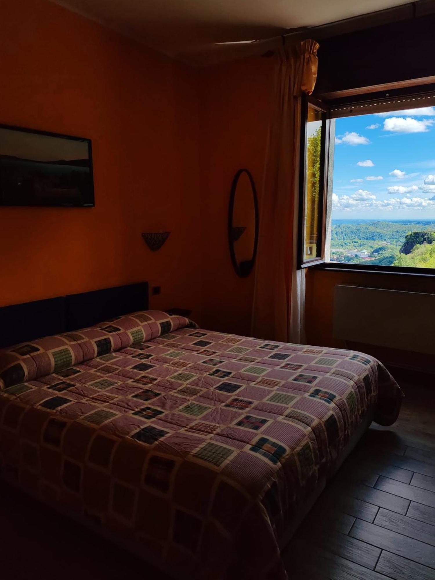 Hotel Panoramico Lago D'Orta (Adults Only) Мадонна-дель-Сассо Экстерьер фото