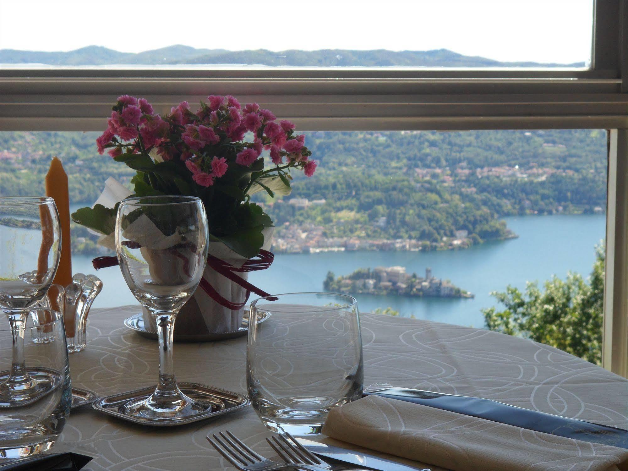 Hotel Panoramico Lago D'Orta (Adults Only) Мадонна-дель-Сассо Экстерьер фото