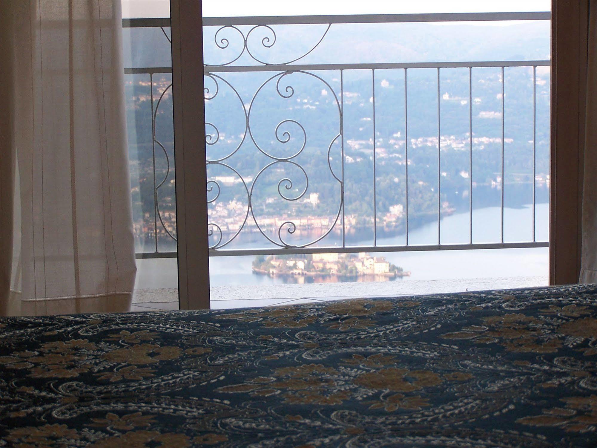 Hotel Panoramico Lago D'Orta (Adults Only) Мадонна-дель-Сассо Экстерьер фото