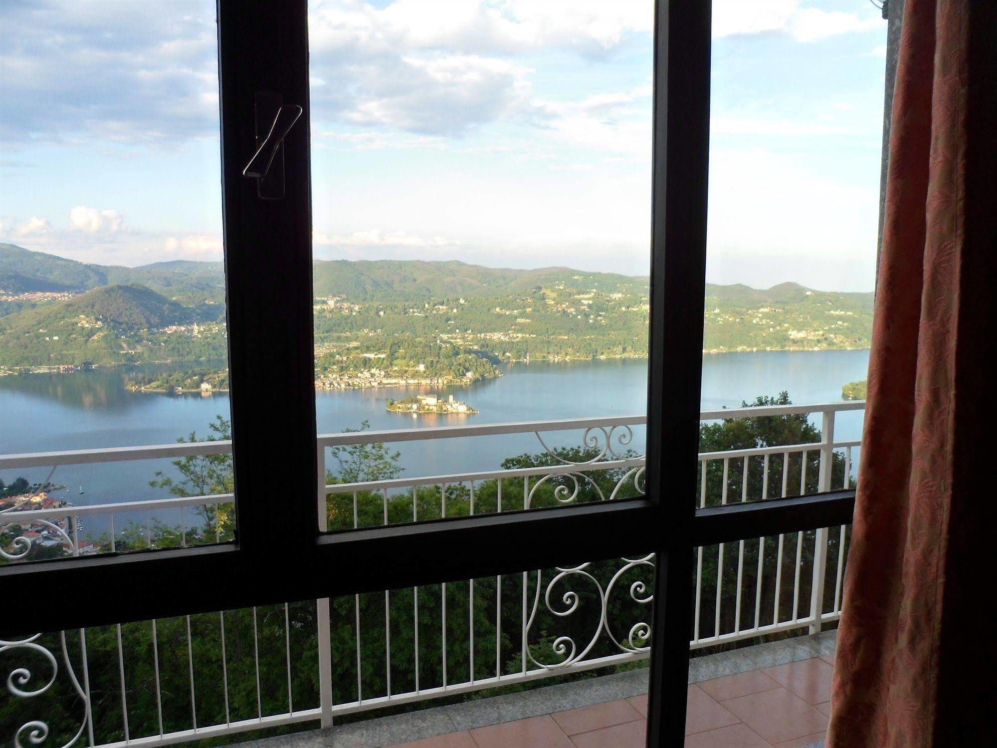 Hotel Panoramico Lago D'Orta (Adults Only) Мадонна-дель-Сассо Экстерьер фото